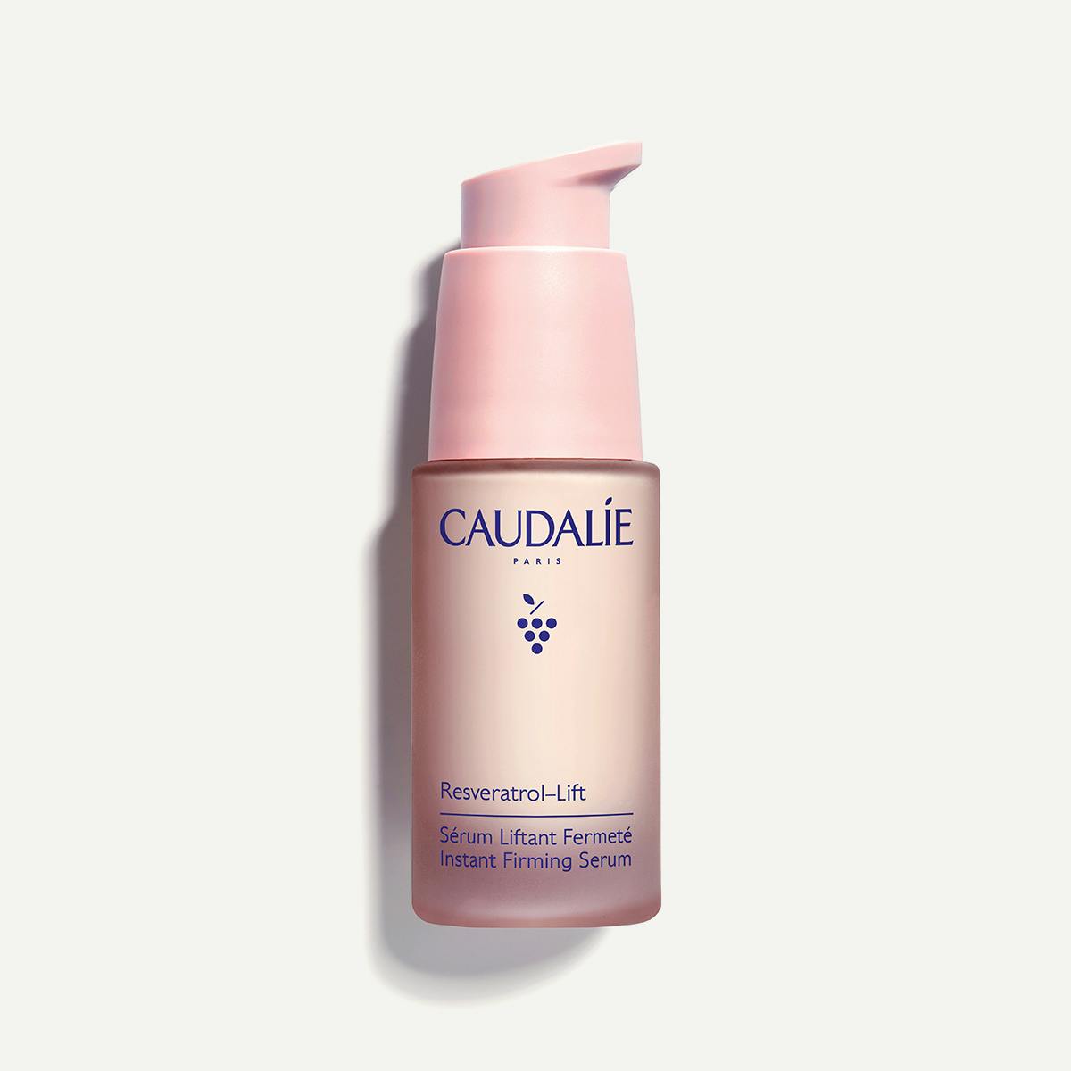 1_resveratrol-lift_serum_caudalie_packshot_offwhite_1